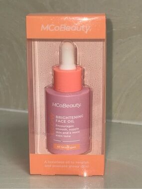 MCoBeauty GLOW Brightening FACE OIL All Skin Types BRAND NEW!